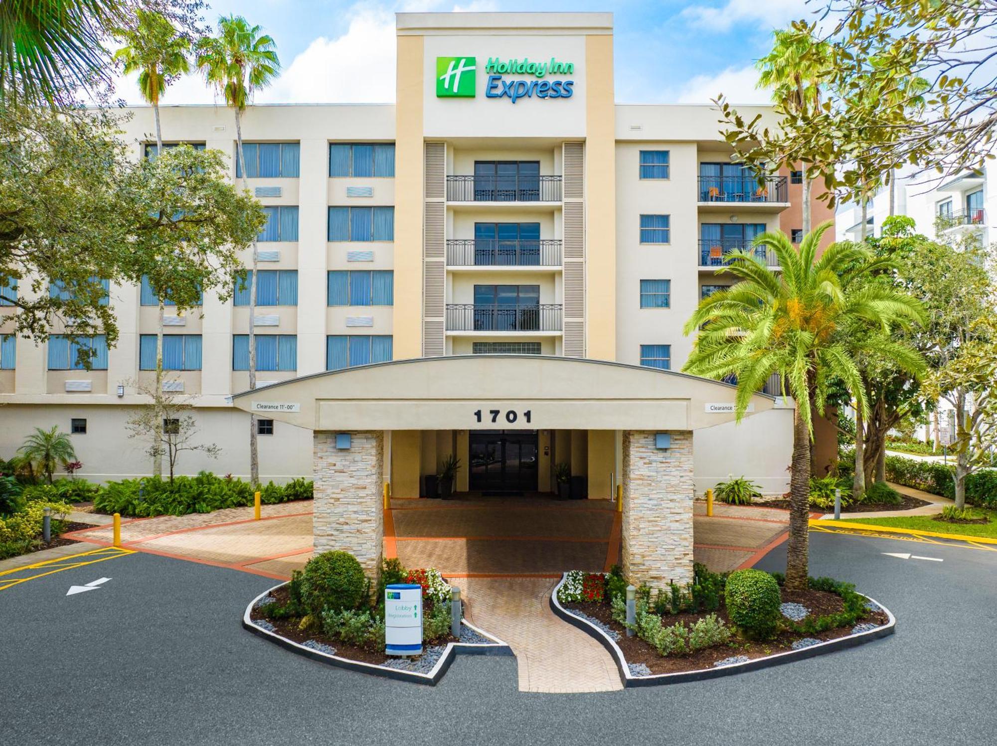 Holiday Inn Express Hotel&Suites Ft. Lauderdale-Plantation Exterior foto